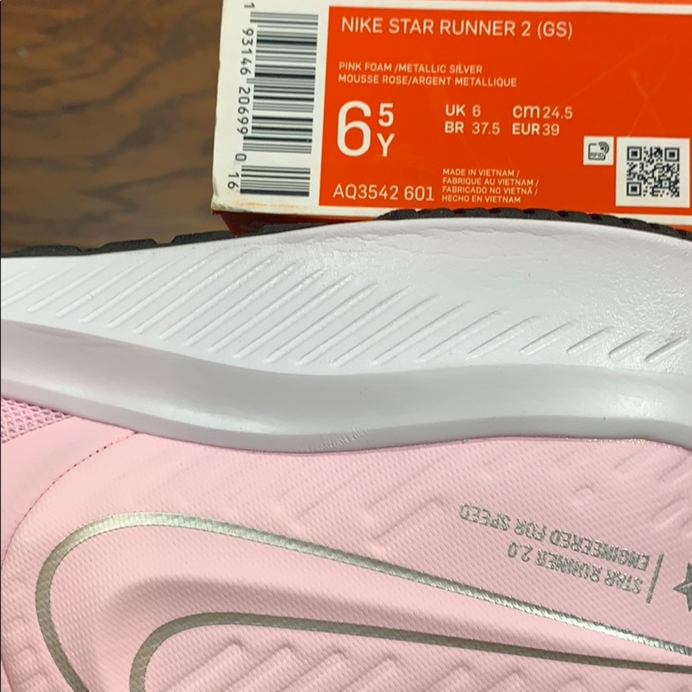 WMNS NIKE STAR RUNNER 2(GS) Pink Foam/Metallic Sil - Picture 16 of 16